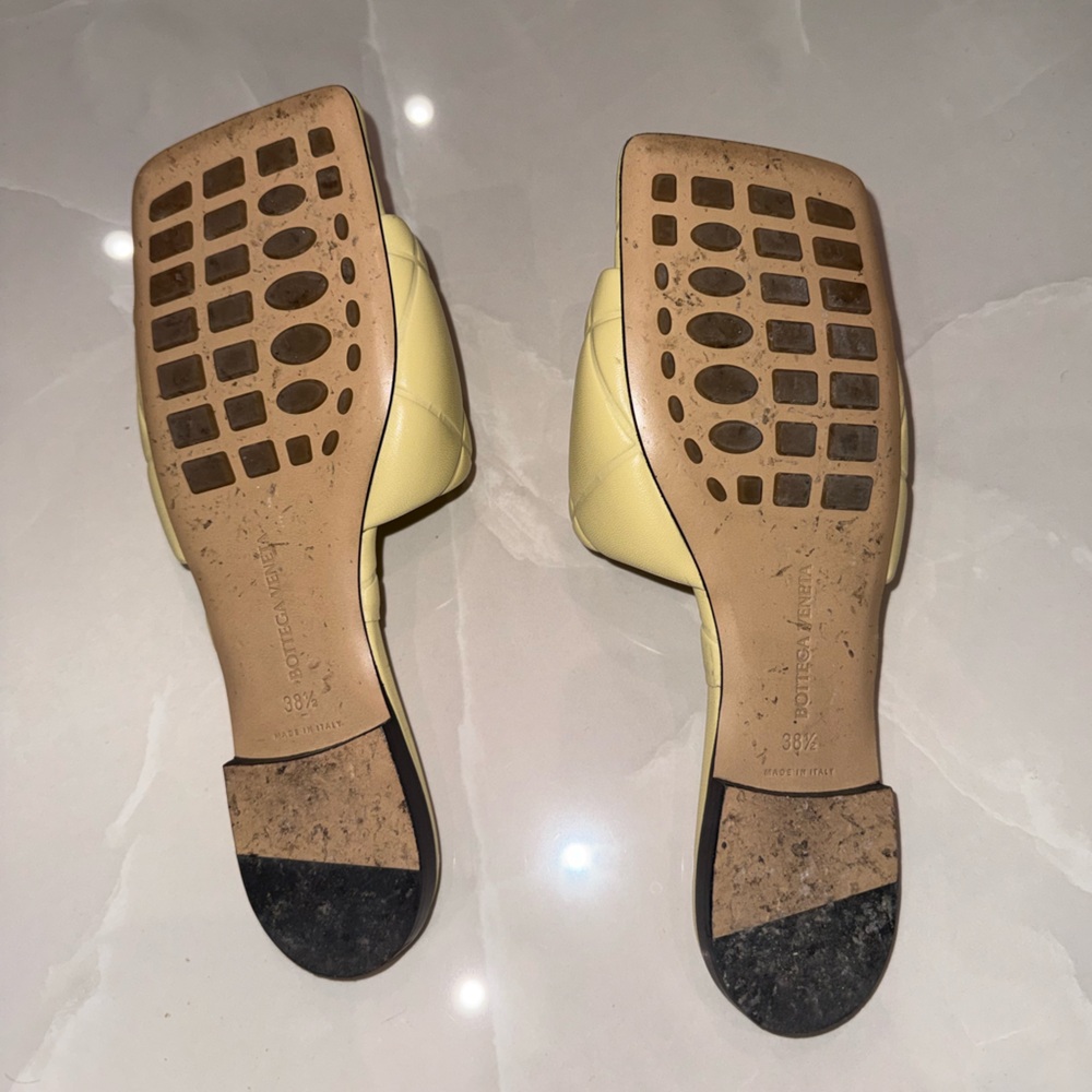 Bottega Veneta Lido Slide Sandals - Yellow - Picture 4 of 4